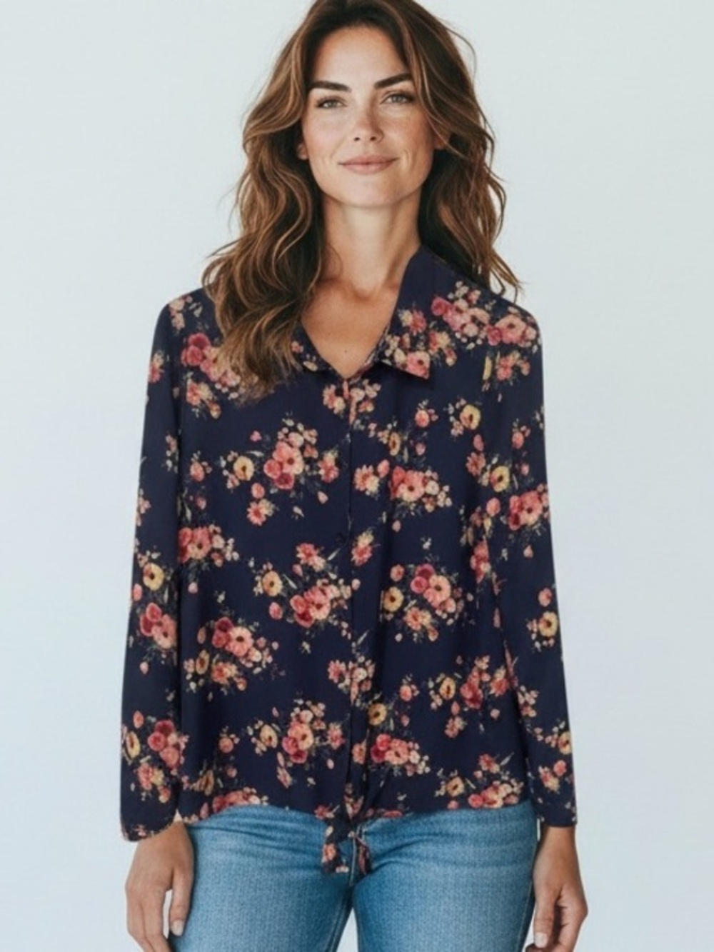Pleione Navy Floral Tie-Front Blouse in size meduim